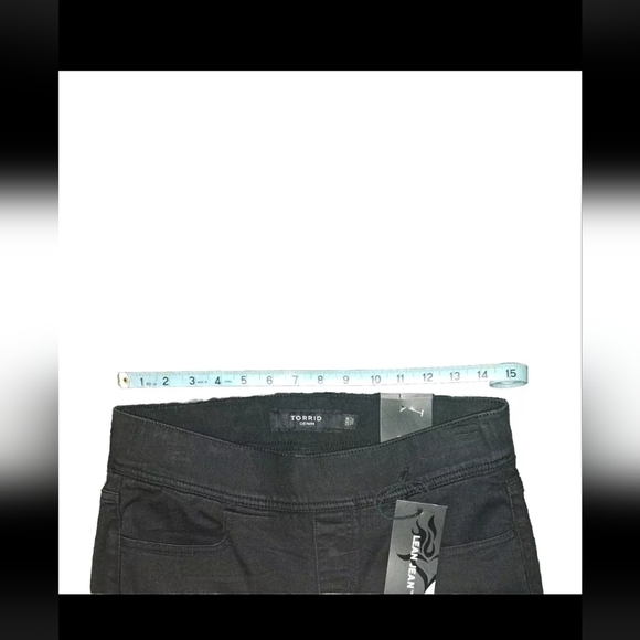 Torrid 00R Black Denim Pants Lean Skinny Jeans Strech Soft Pull On NWT B21#8 - Picture 7 of 9